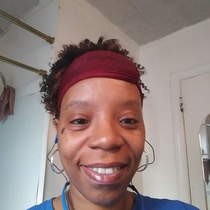 Meet your Posher, Robin